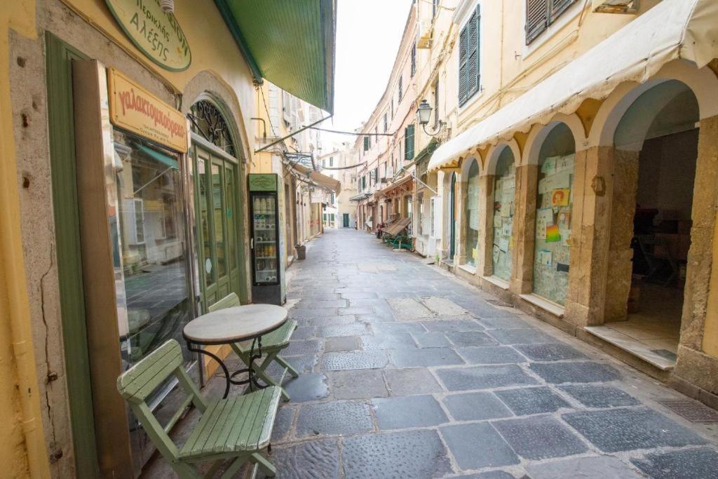 Summer Me Corfu  Luaran gambar